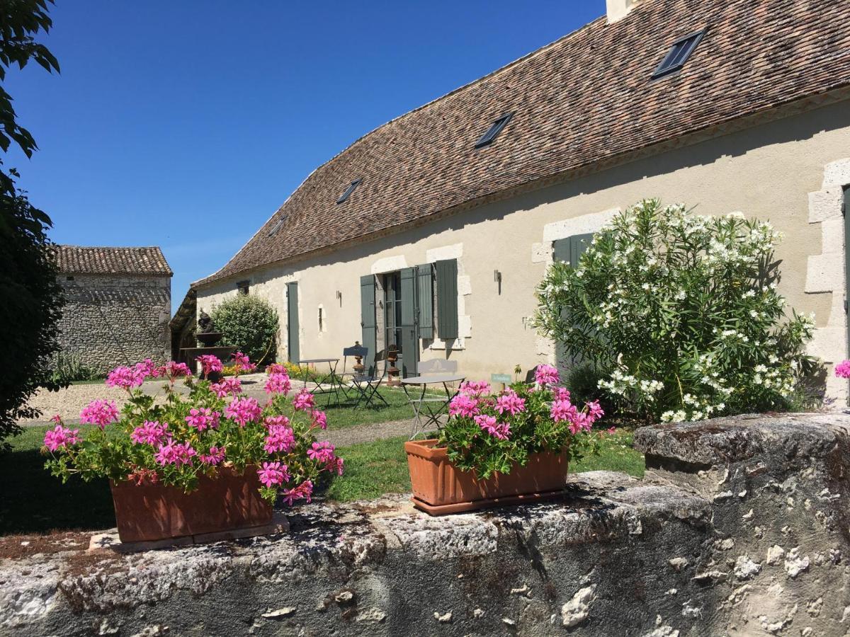 La Ferme Buissonniere Bed & Breakfast Bardou Exterior photo