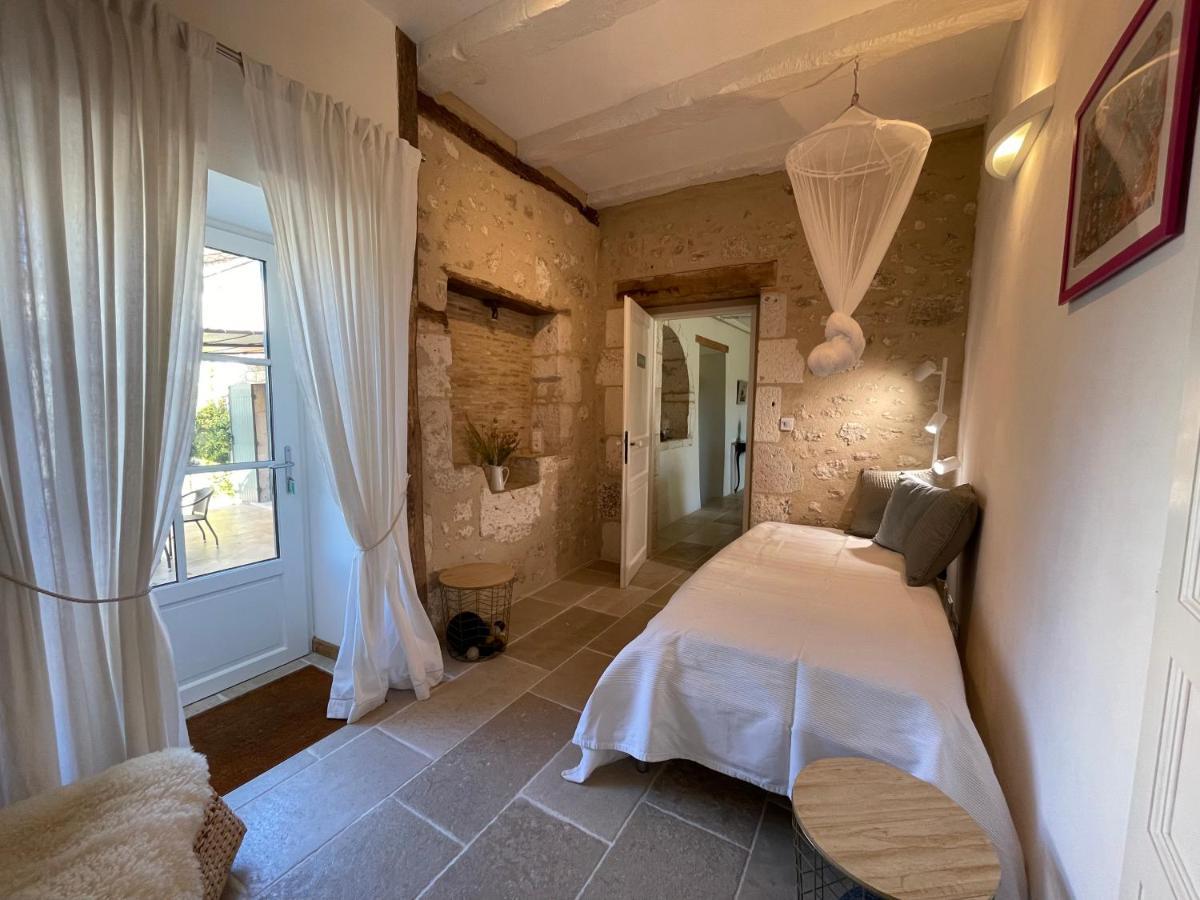 La Ferme Buissonniere Bed & Breakfast Bardou Exterior photo